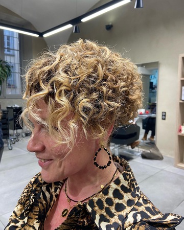 Coiffeur visagiste pour un relooking à proximité de Limoux