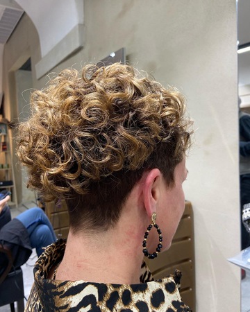 Coiffeur visagiste pour un relooking à proximité de Limoux